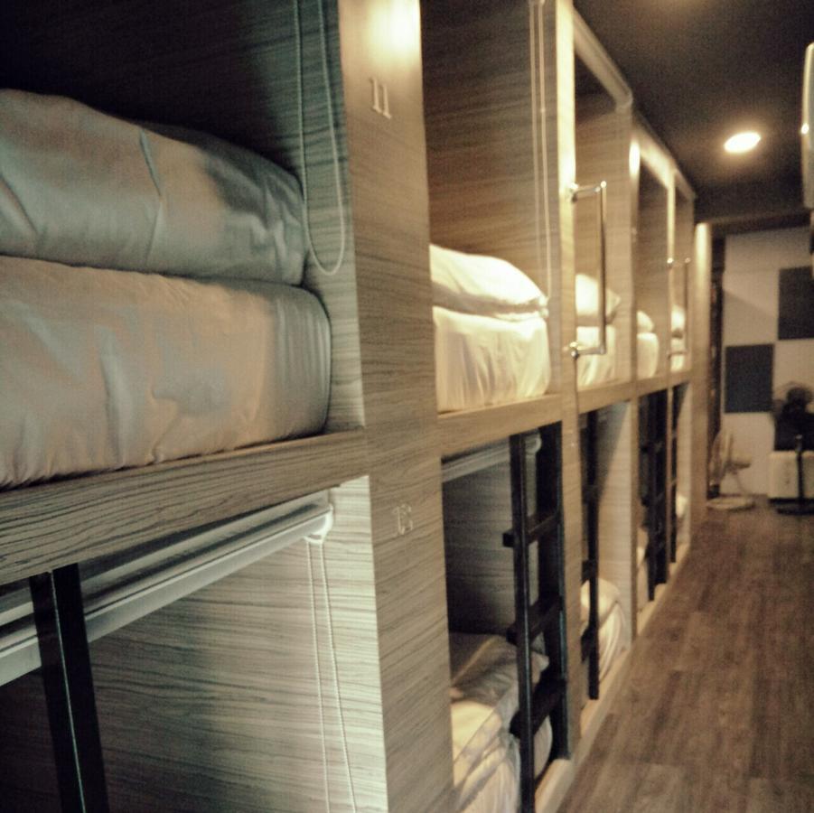 Badu Sukhumvit Dormitory Bangkok Eksteriør bilde