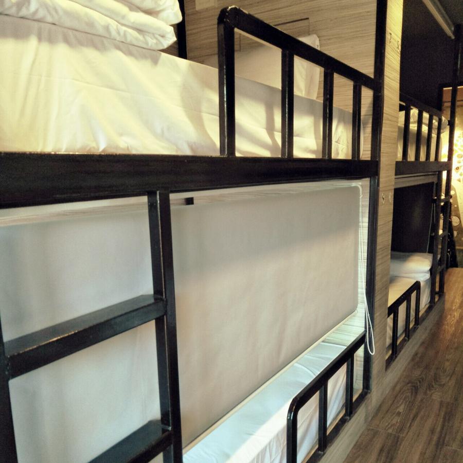 Badu Sukhumvit Dormitory Bangkok Eksteriør bilde