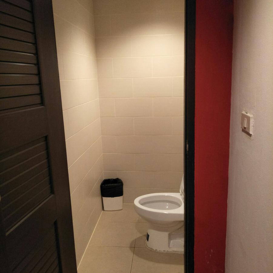 Badu Sukhumvit Dormitory Bangkok Eksteriør bilde