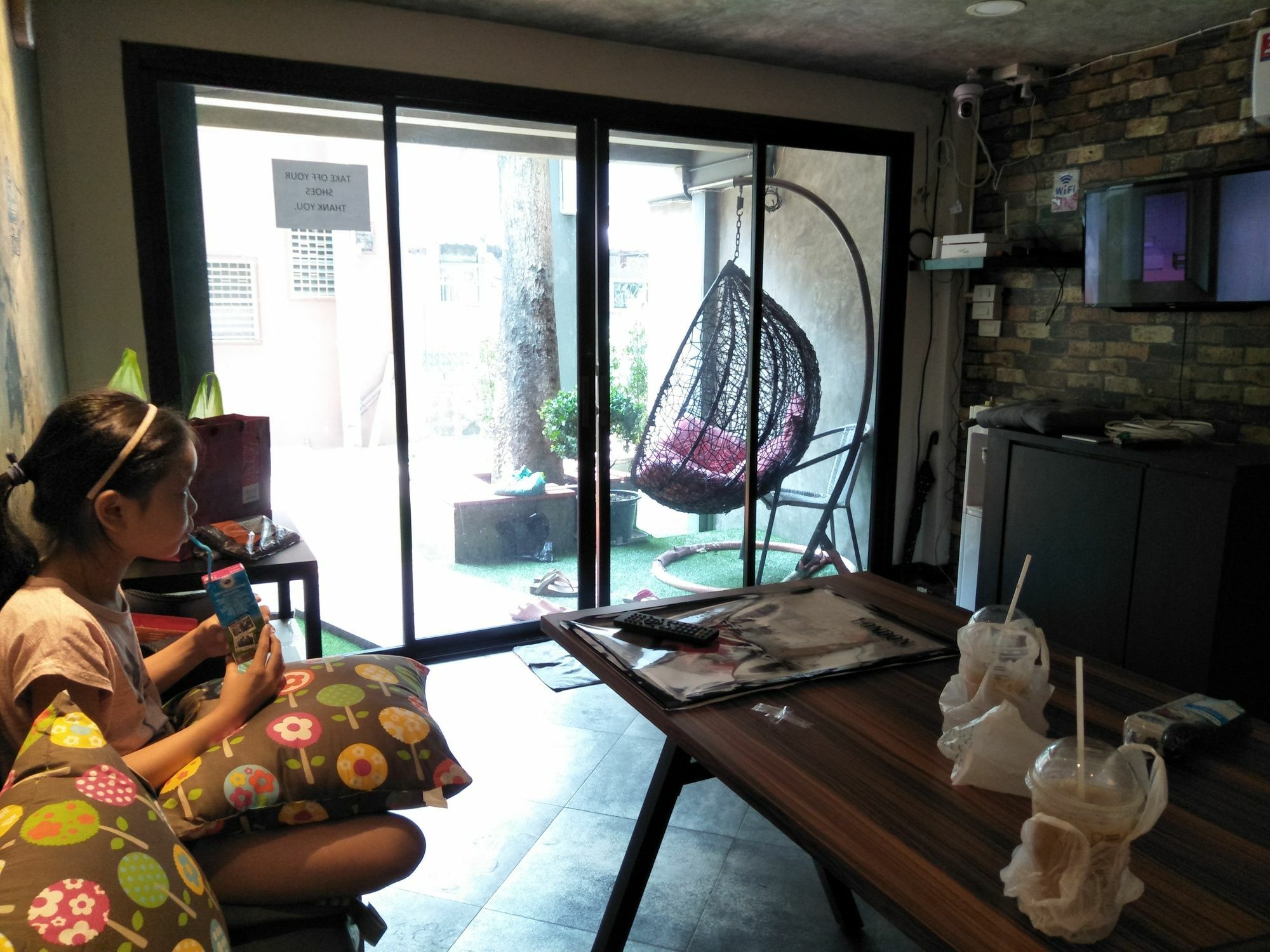 Badu Sukhumvit Dormitory Bangkok Eksteriør bilde