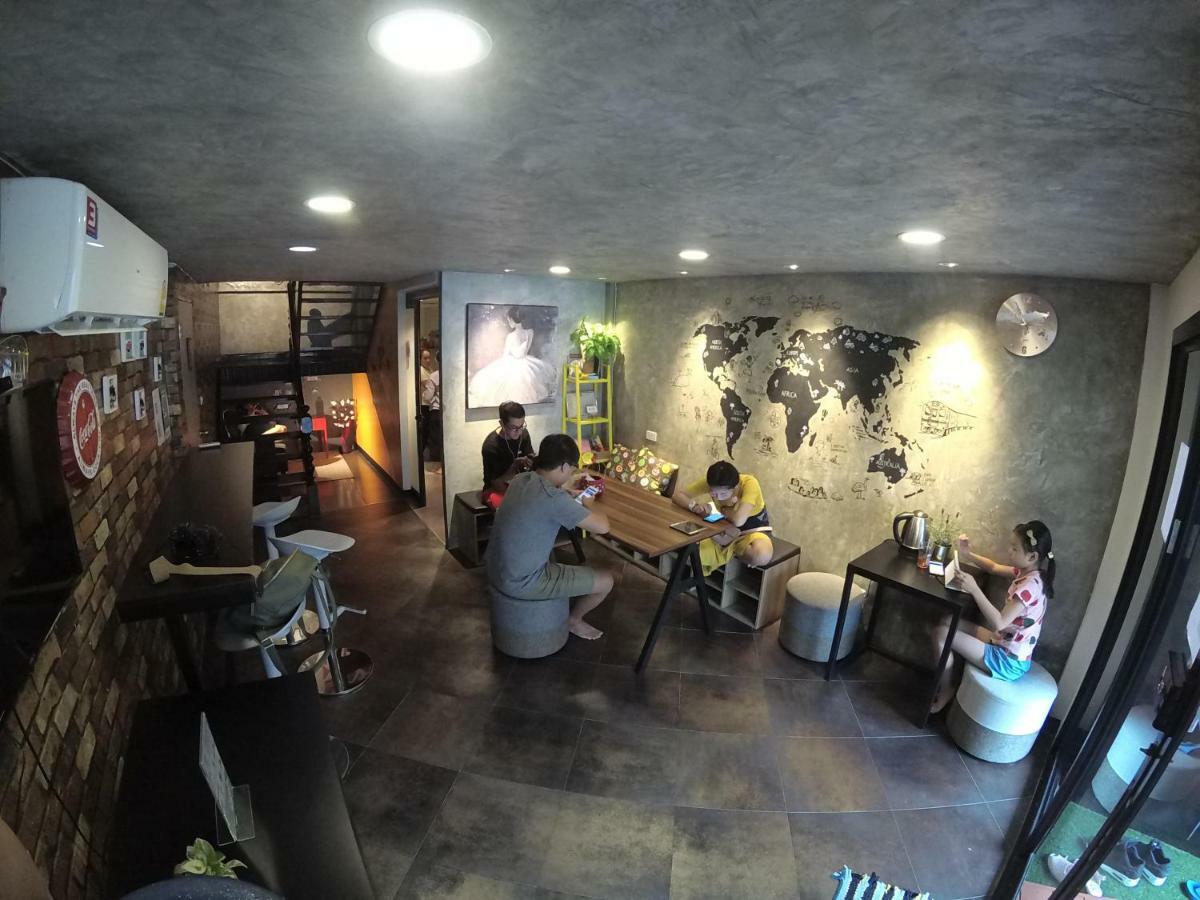 Badu Sukhumvit Dormitory Bangkok Eksteriør bilde