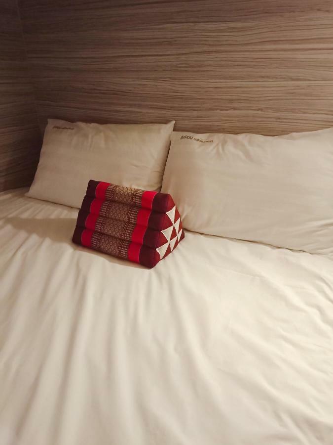 Badu Sukhumvit Dormitory Bangkok Eksteriør bilde
