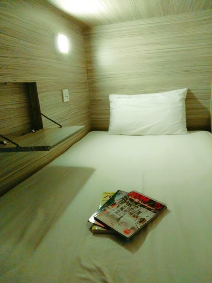 Badu Sukhumvit Dormitory Bangkok Eksteriør bilde