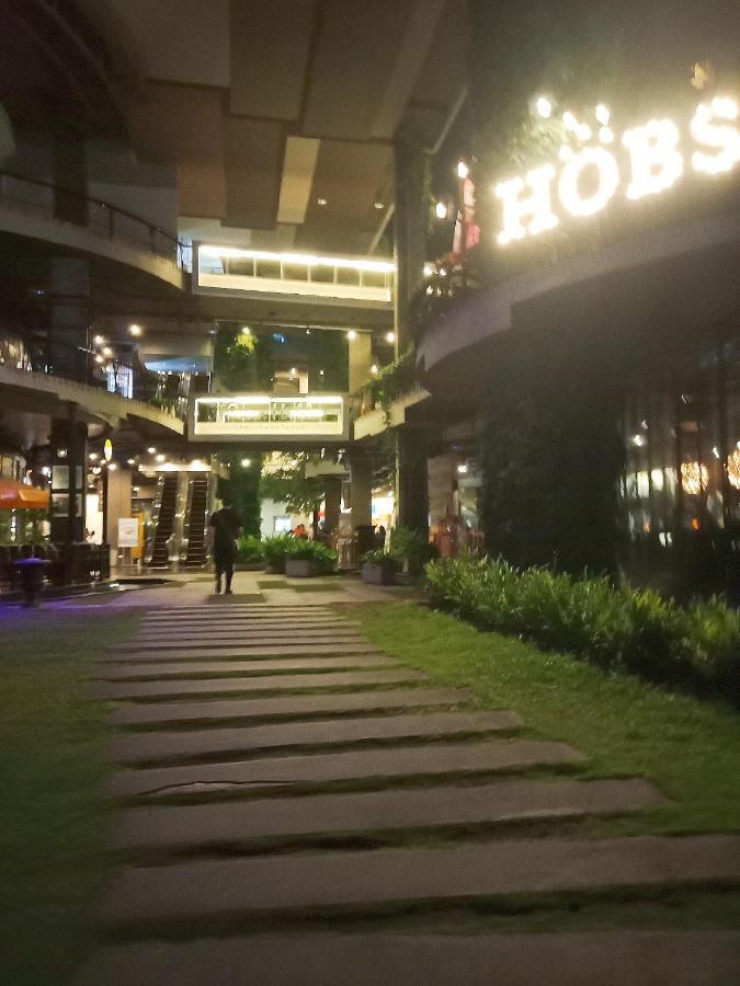 Badu Sukhumvit Dormitory Bangkok Eksteriør bilde